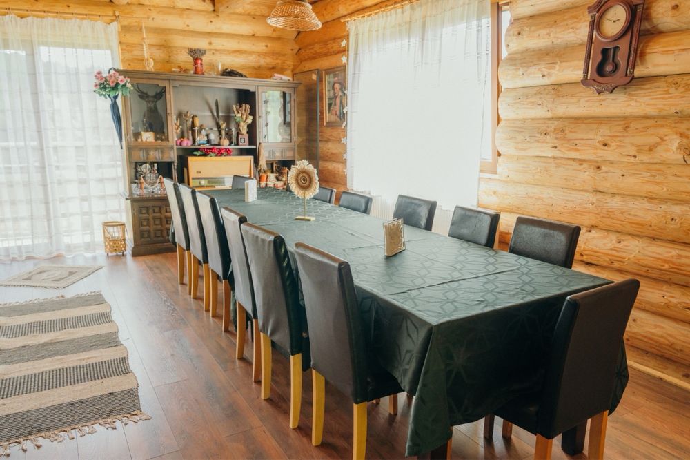 Cabana Căprioru’ de închiriat în Zăbala
