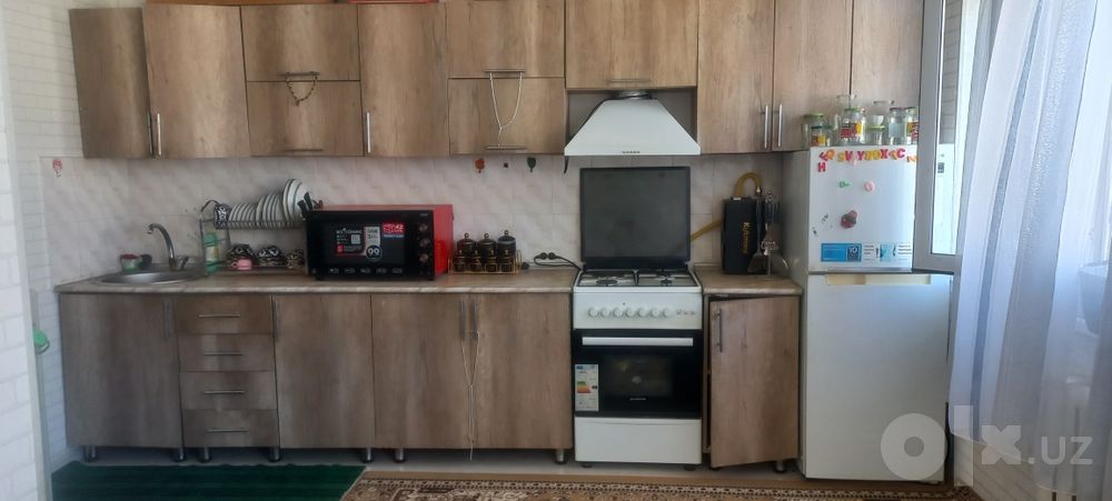 Oshxona mebeli gazplita, dimaxod sotiladi