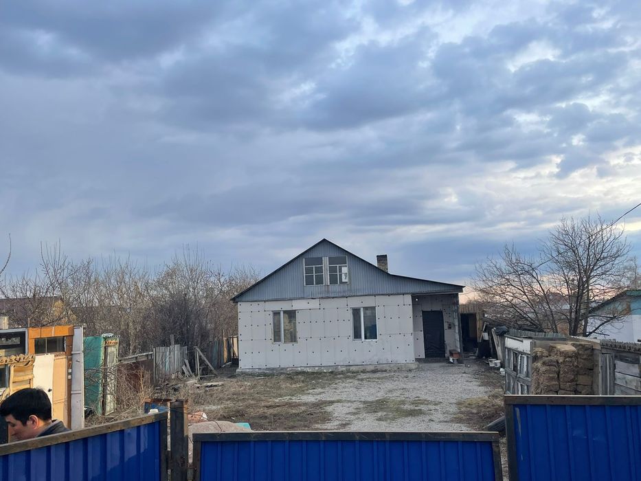 Продам дом свежей постройки