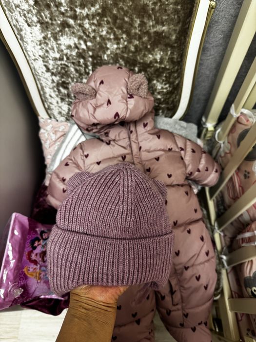 Зимний комбинезон для девочки.