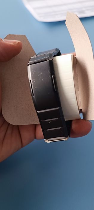 Продавам смарт часовник