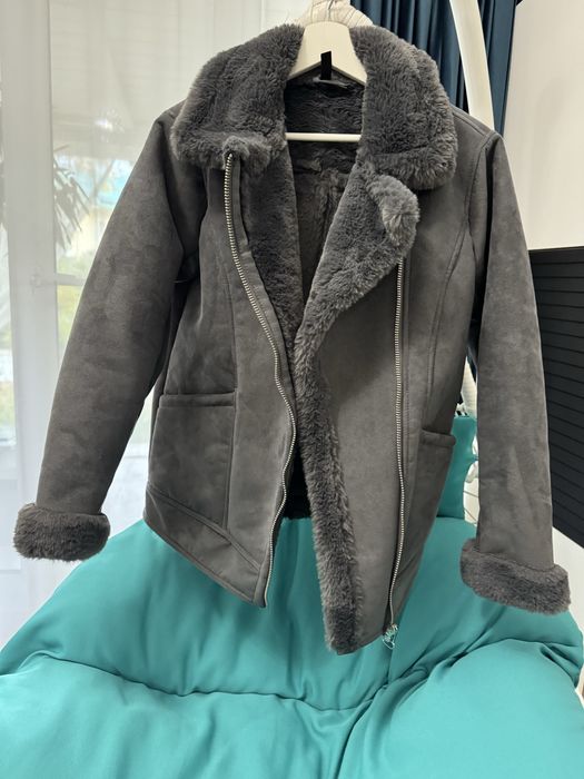 Cojoc/Haina blana artificiala H&M