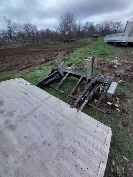 Бордова каросерия Падащ Борд