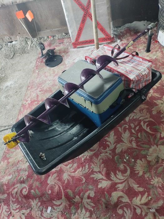 Продам зимние рыболовные снасти
