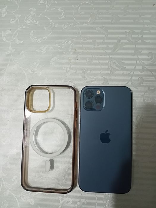 iPhone 12 pro ..
