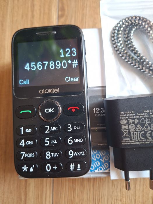 Top telefon seniori Alcatel ,meniu engleza.