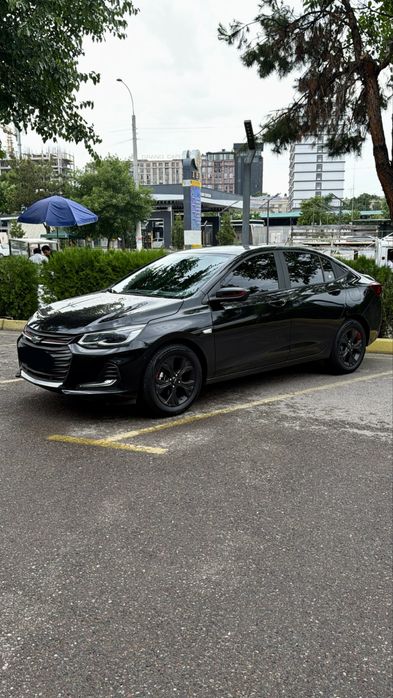 Продам свой Chevrolet ONIX REDLINE