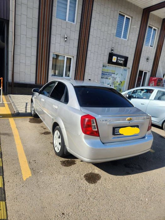 Продаётся Chevrolet Lacetti (2011 г.) Двигатель: 1.8