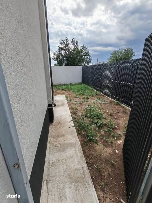 Vanzare  - Casa  Individuala  – Garaj – Prelungirea Ghencea – Margelel