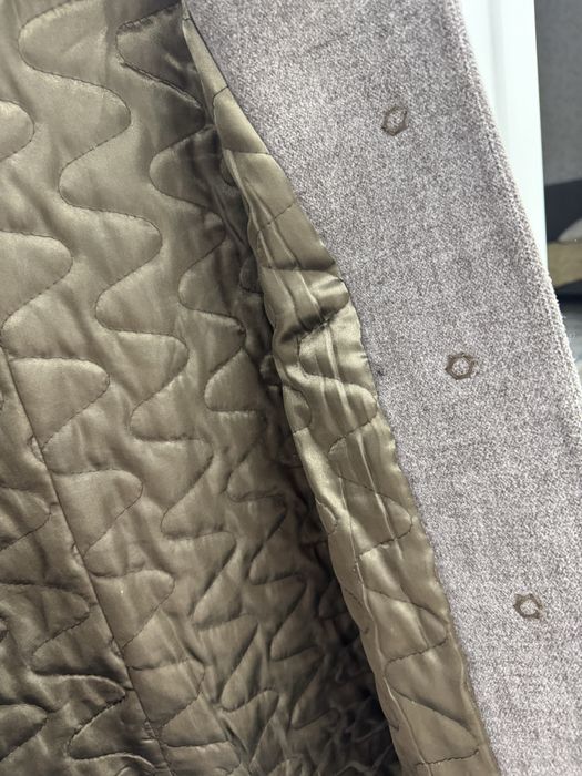 Продам женское пальто 42 размера