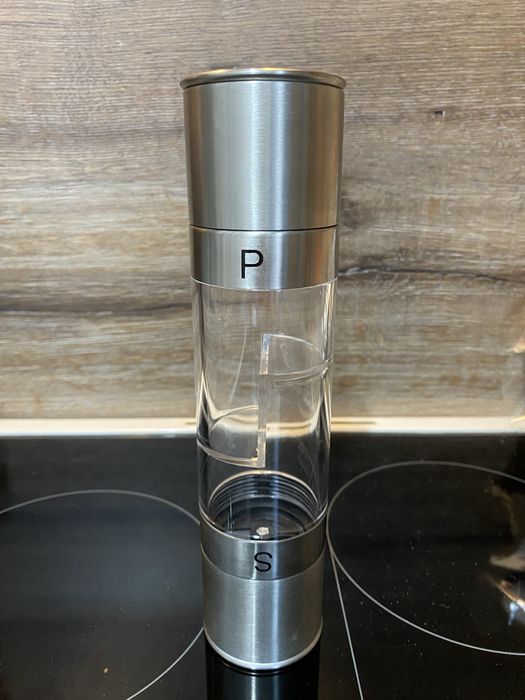 Мелачка за сол и пипер