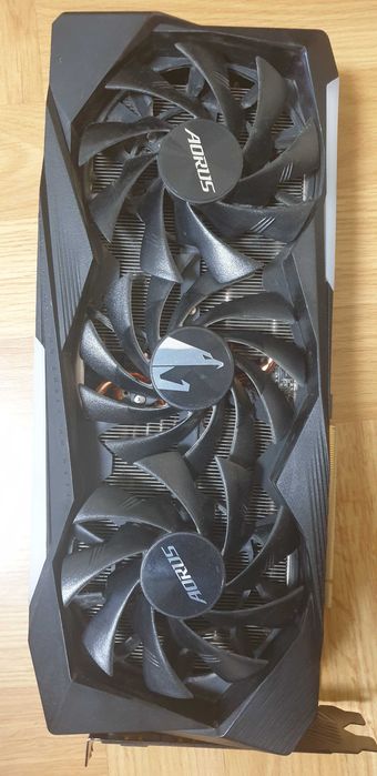 Gigabyte AORUS GeForce RTX 3070 8GB – ТОП модел, перфектно състояние!