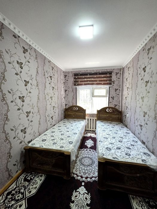 11 Maktab oldida3 xona