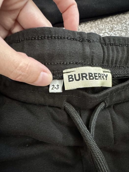 Невероятен детски комплект Бърбъри