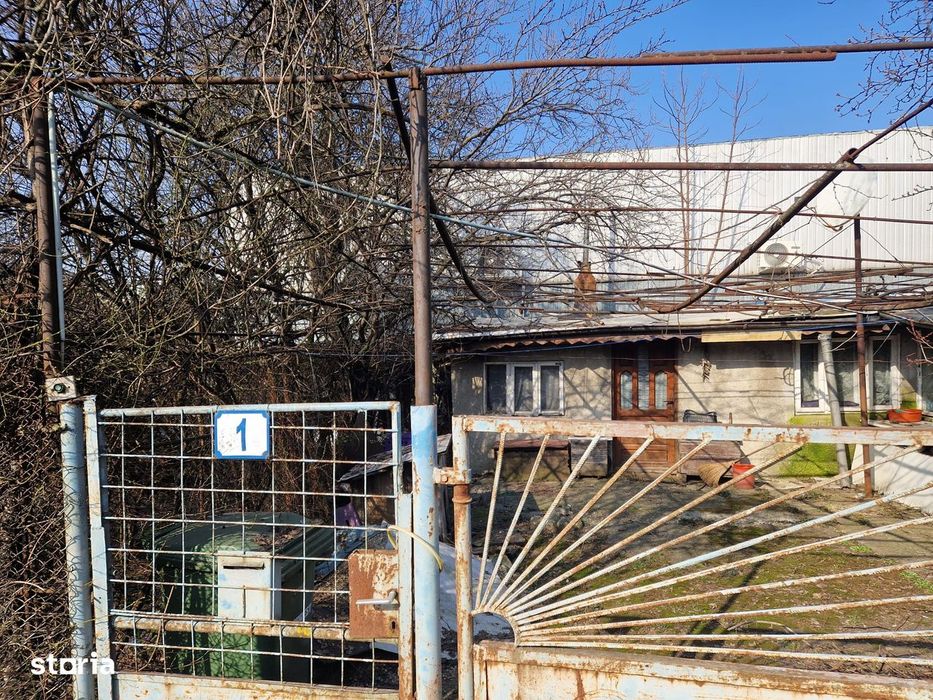 De vânzare casă demolabilă
