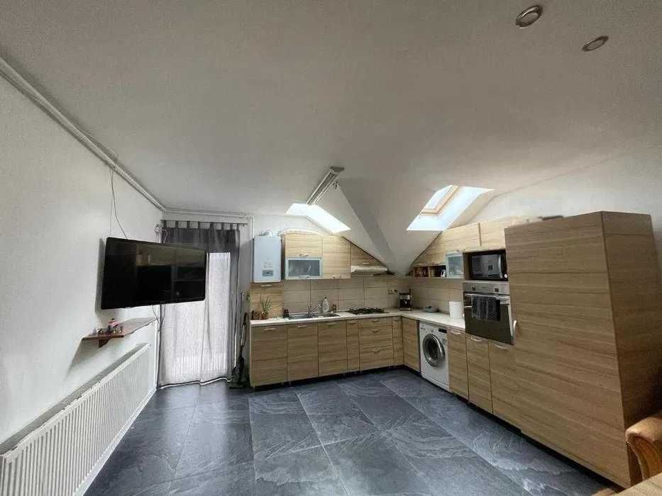 Vand apartament 3 Camere ZONA Buna Ziua