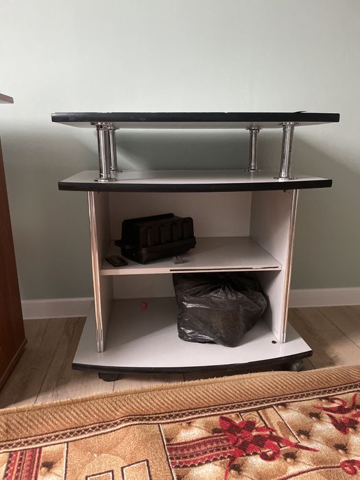 Подставка под телевизор