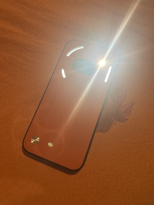 Продавам NOTHINGPHONE  2a 12gb с  256gb вътрешна памент