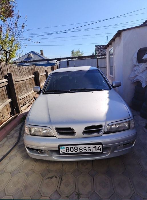 Nissan primera p11