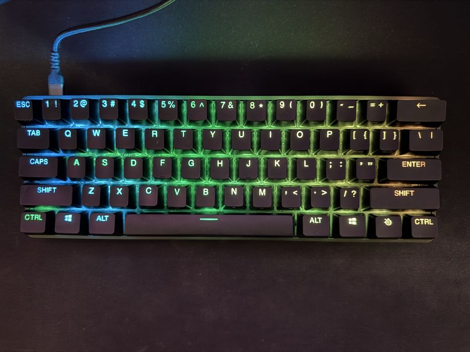 Клавиатура Steelseries Apex Pro Mini Като Нова