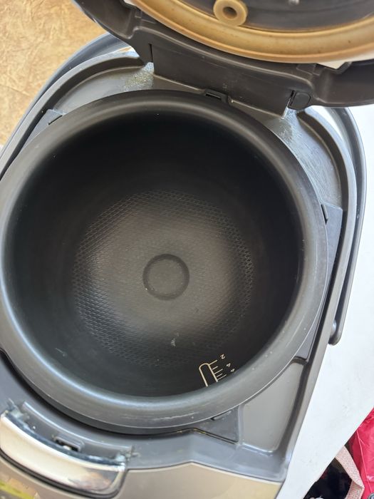 Продам мультиварку Tefal