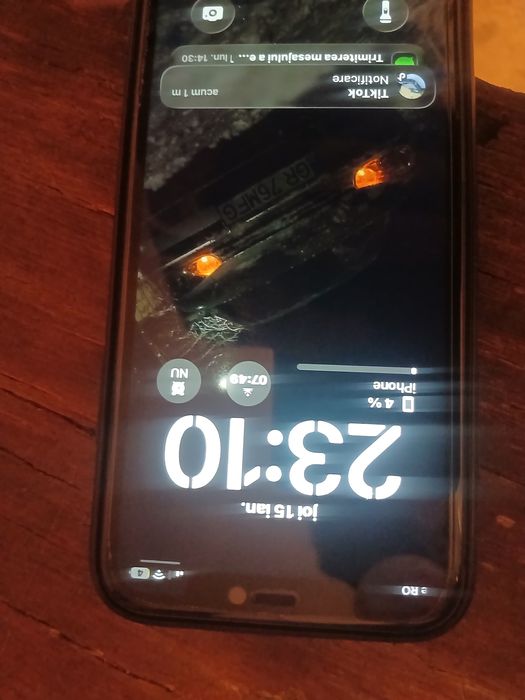 Vand iphone 11 normal