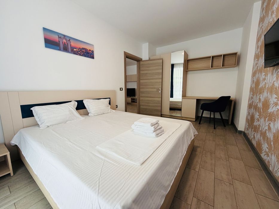 Alezzi Resort  Mamaia Nord  Cazare la Mare