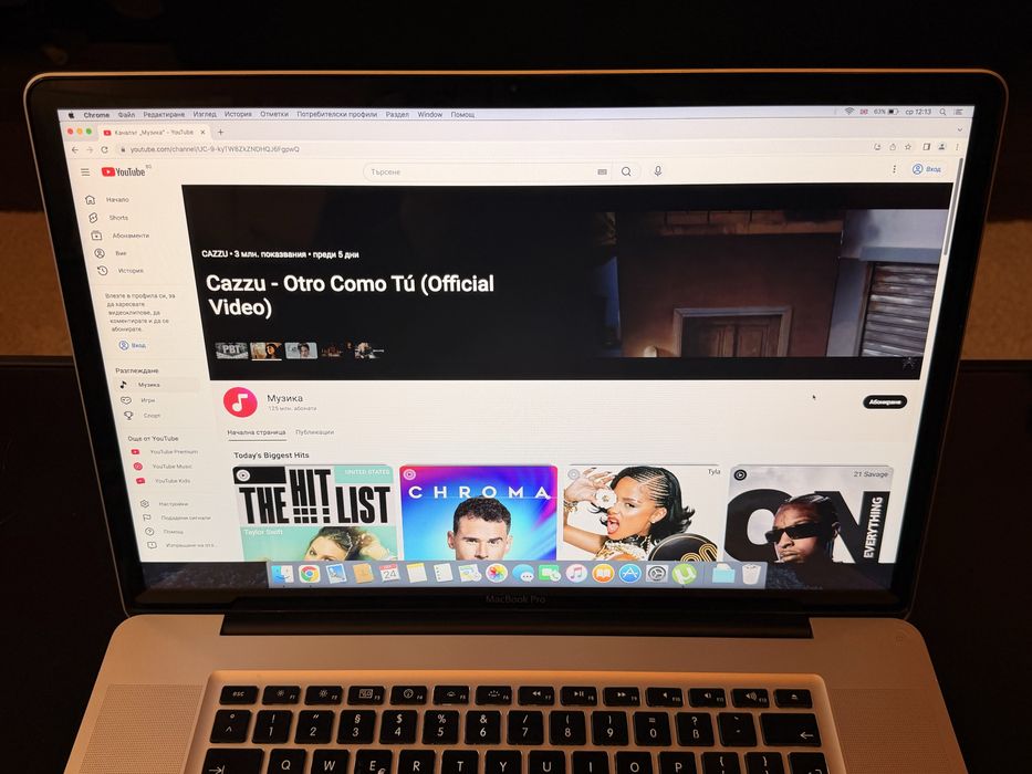 Macbook pro 17”  много запазен