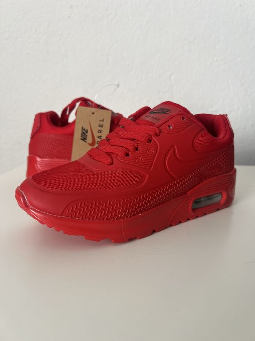 Чисто нови червени спортни маратонки (Air Max 90) – №36, №37, №38
