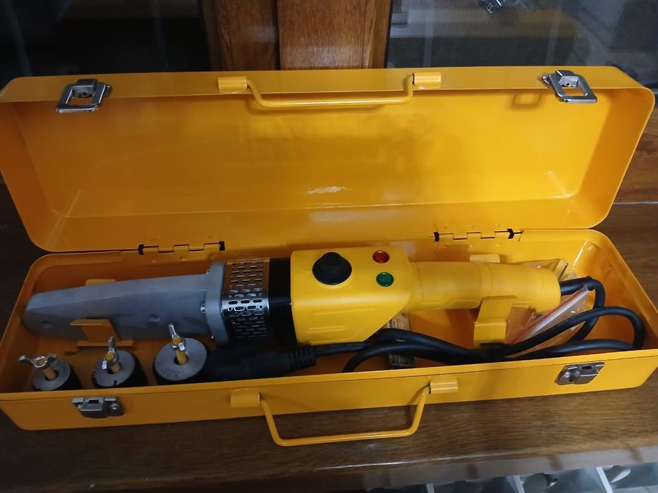 Утюг. Сантехникалық. 2 шт түрлі