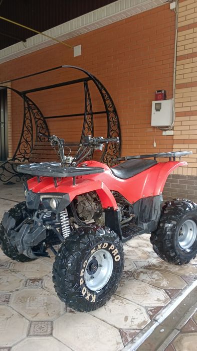Квадроцикл б/у .