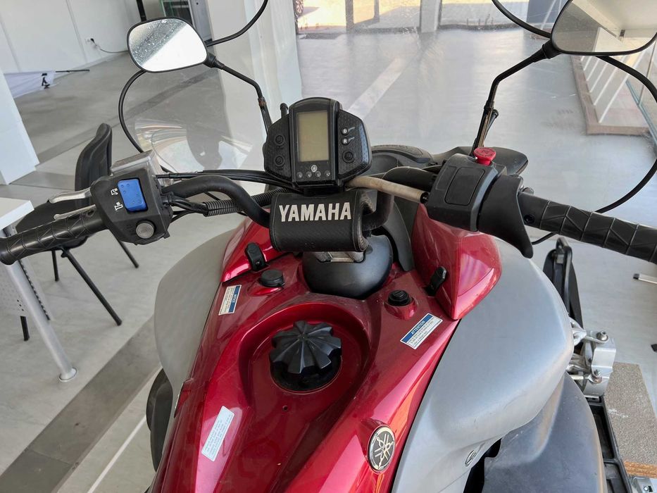 Snowmobil Yamaha Venture Lite