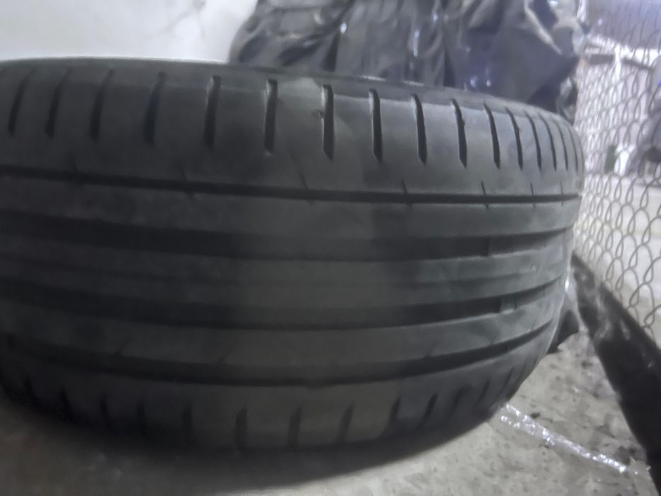Продам комплект летней резины 285/50/ R20