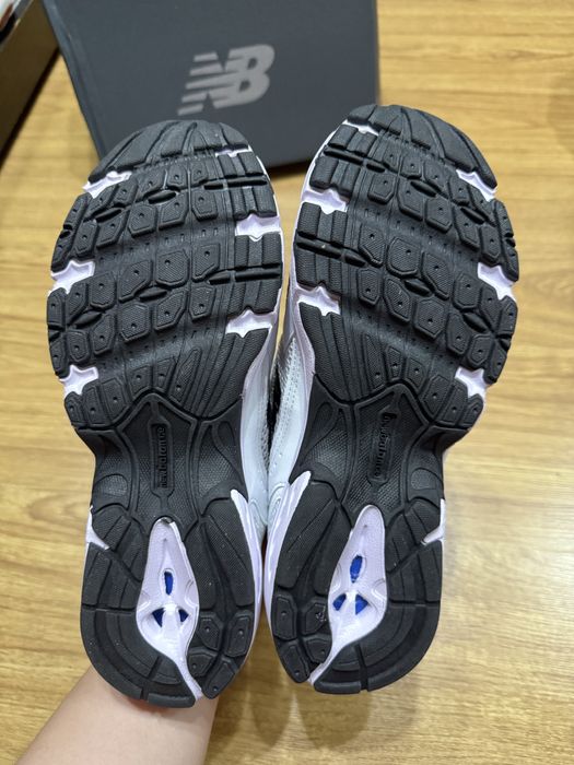 кроссовки уни НБ 530