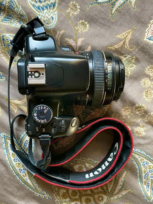 Комплет Canon EOS 450 D + 50 mm и 55-250 mm с подарък чанта