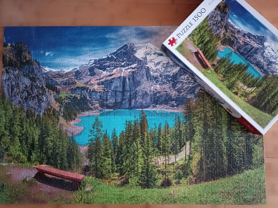 Puzzle asamblat și lipitLacul Oeschinen, Alpi, Elveția 1500 piese