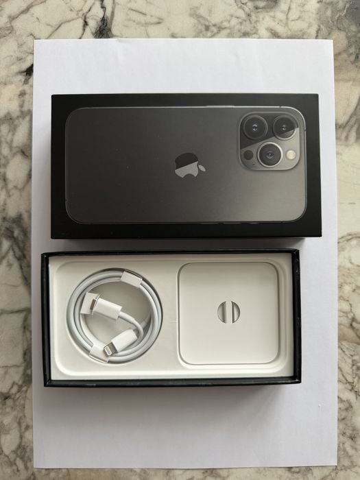 Продам IPhone 13 Pro