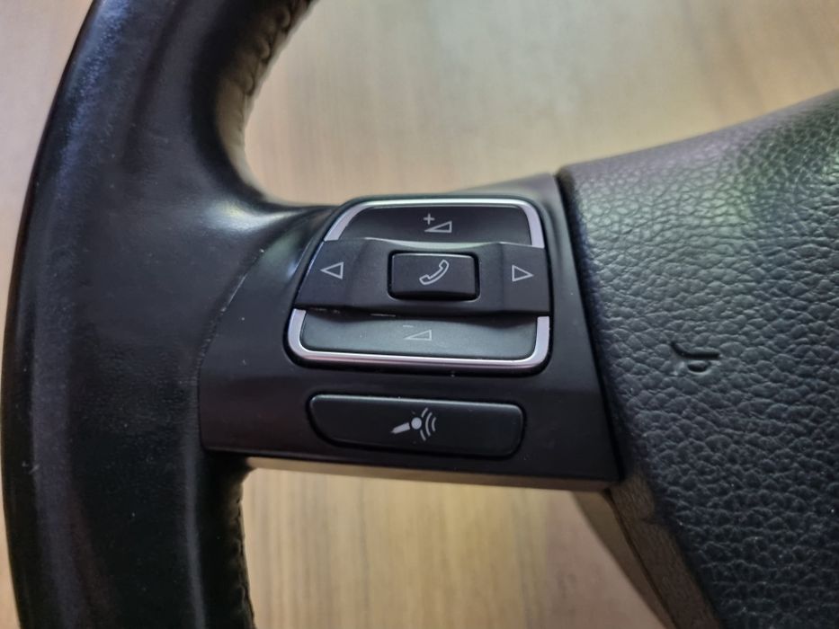 Volan complet Passat B7 cu padele