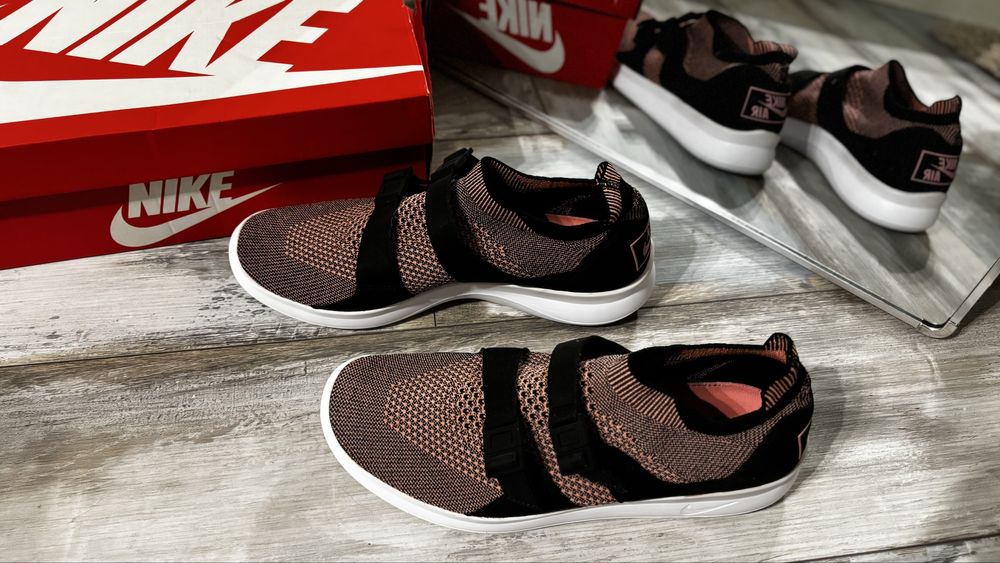 Маратонки Nike Air Sock Racer Ultra Flyknit