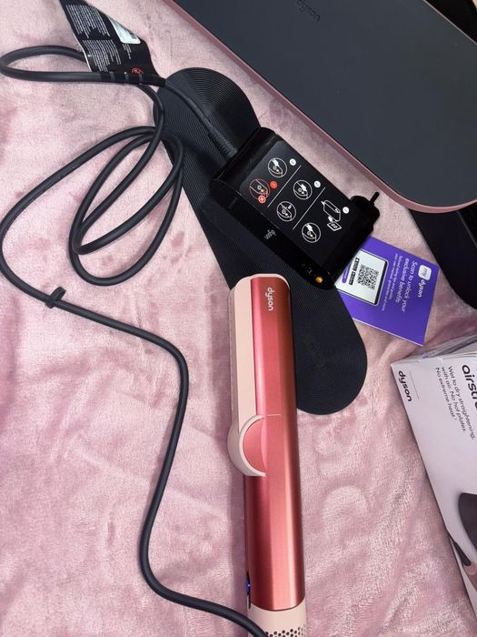 Placa de indreptat părul Dyson Airstrait Nouă