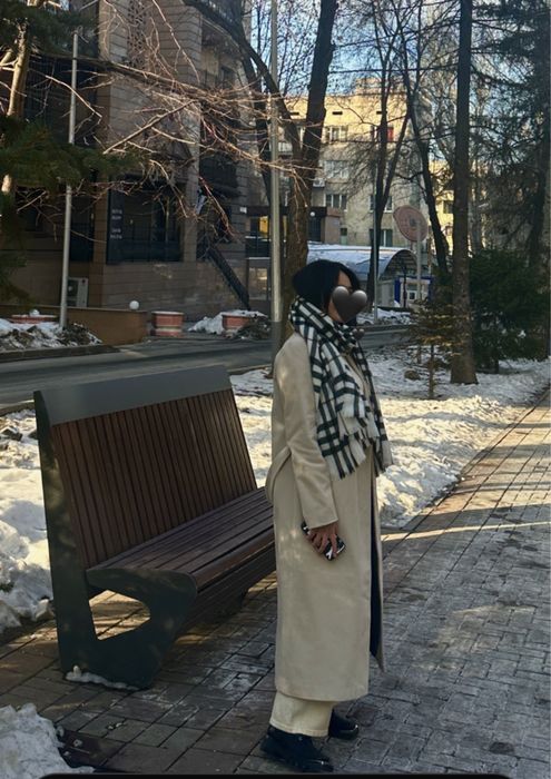 Продам теплое пальто. Идеально для весны