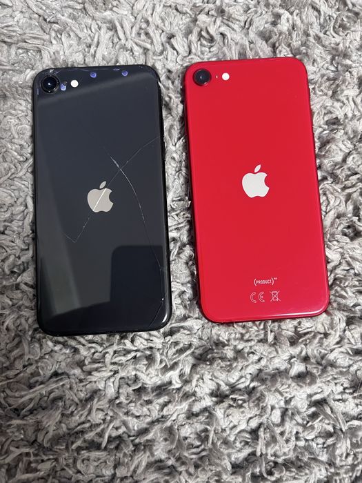 Два iphone se в идеальном состояние