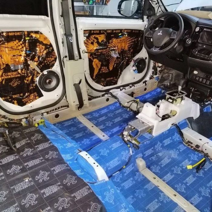 Химчистка  авто  полировка  авто  кузов    Аксия 600 000 минг сум