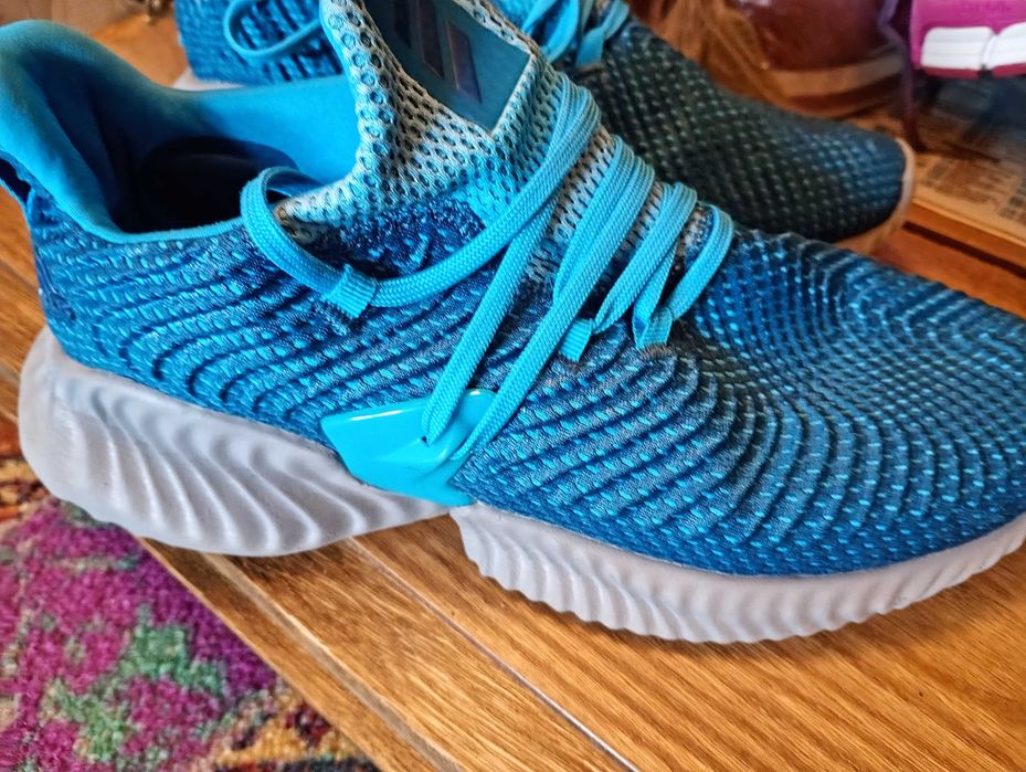 Маратонки Adidas Asics Nike Hoka