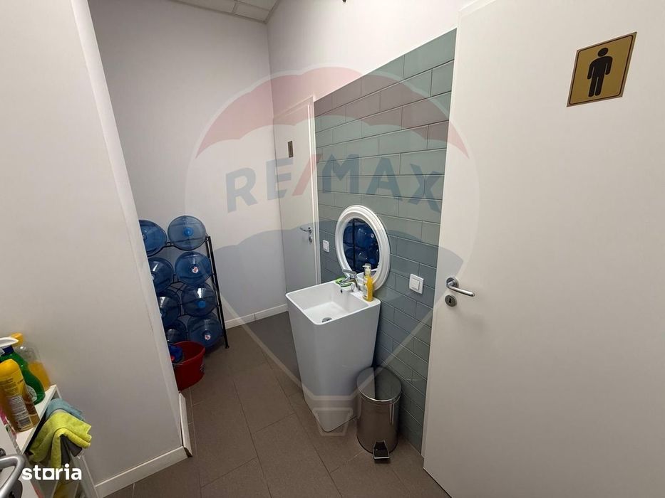 Spațiu de birouri de închiriat Ultracentral 90 mp.