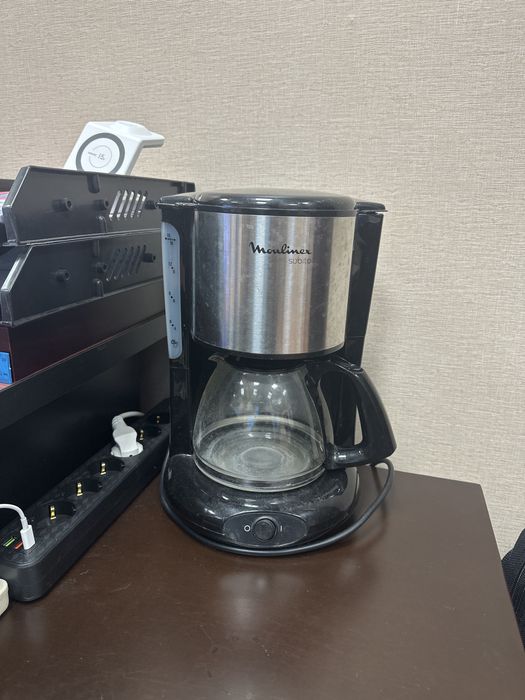 Продам кофеварку