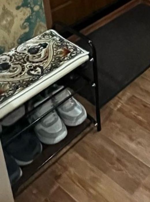 Продам обувницу