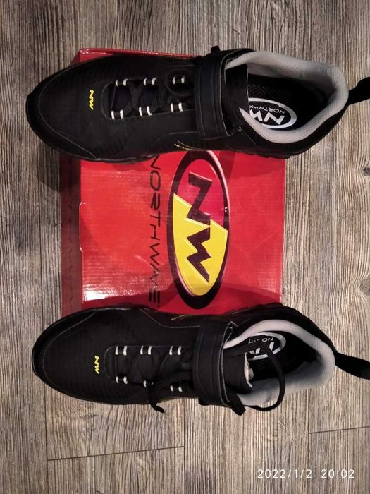 Oбувки за MTB NORTHWAY- различни цветове и номера 42, 45 и 46