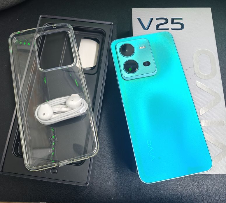 Продам Vivo V25 8/256