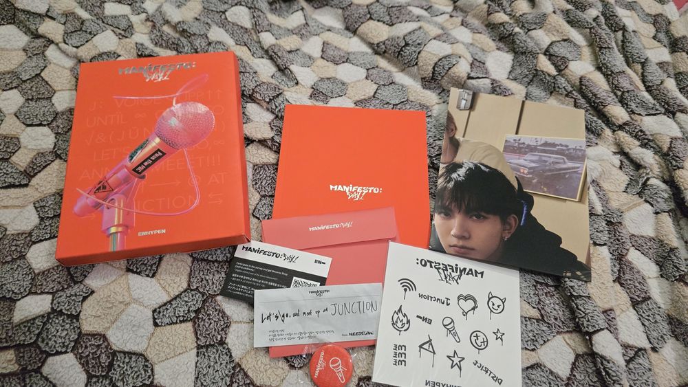 Kpop/кпоп албуми на Enhypen